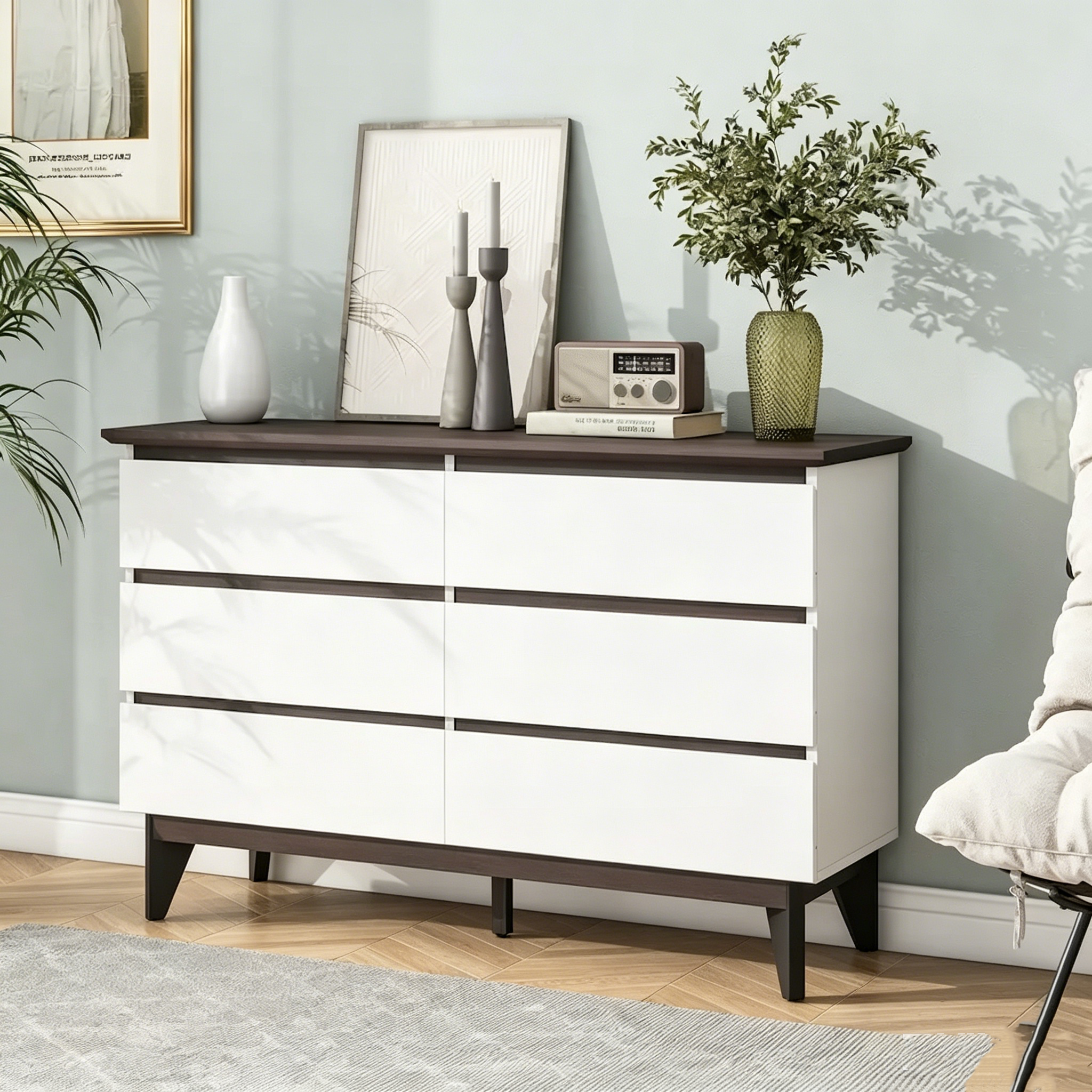 Commode en bois blanc à 6 tiroirs