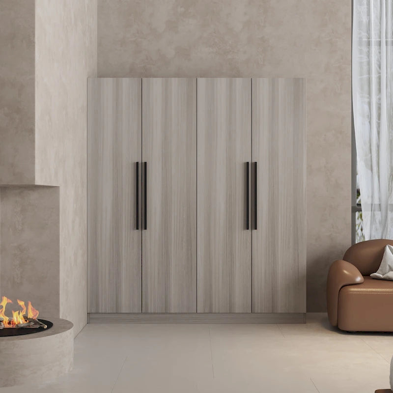 Grande armoire à deux compartiments et quatre portes