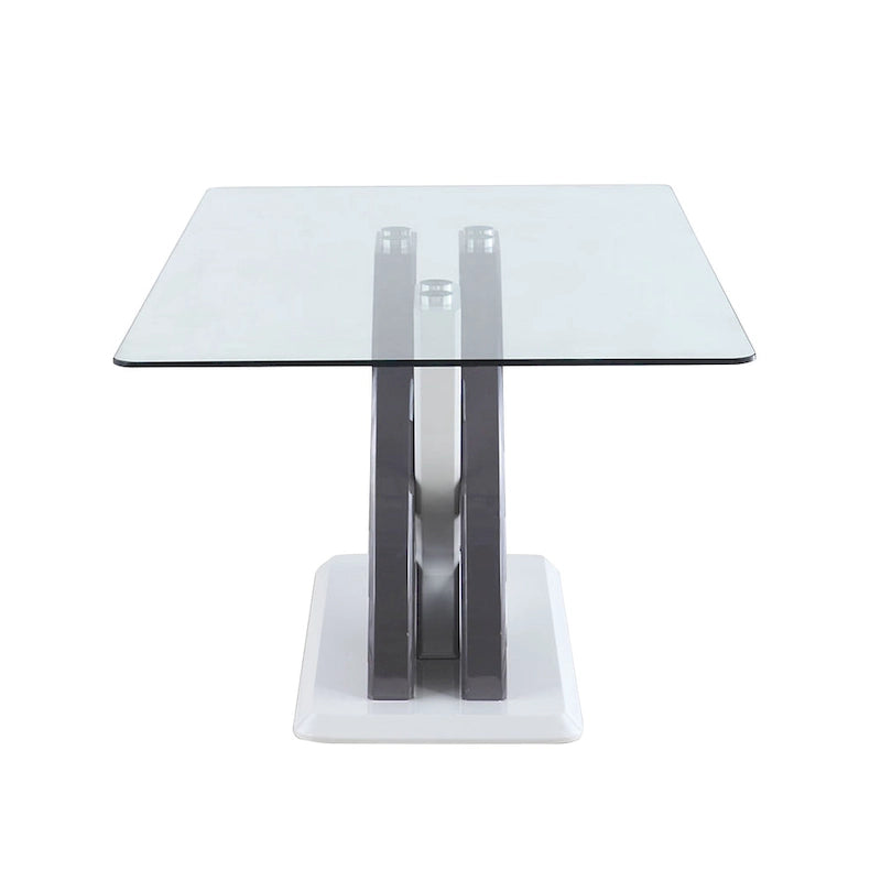 Table à manger en verre