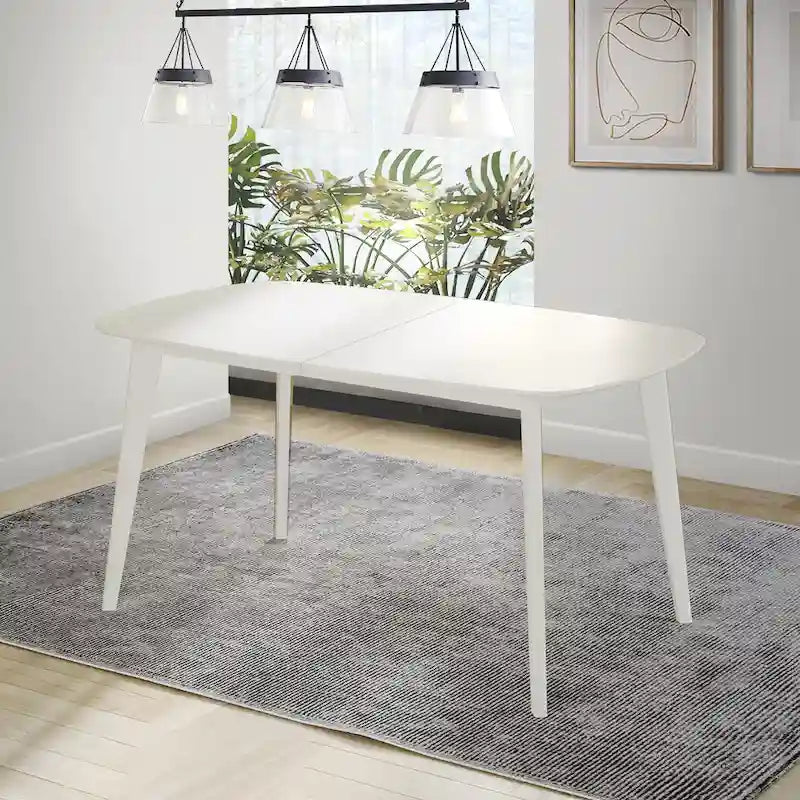 Table de salle à manger moderne et élégante